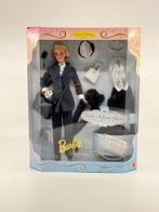 Mattel  - Barbiepop Barbie Millicent Roberts Pinstripe Power