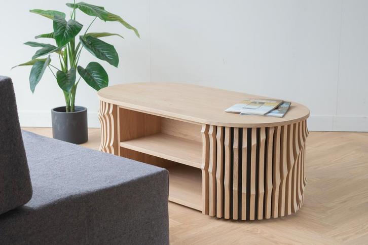 Wavy Oval - houten salontafel organische vorm, Huis en Inrichting, Tafels | Salontafels, 100 tot 150 cm, Ovaal, Nieuw, Eikenhout