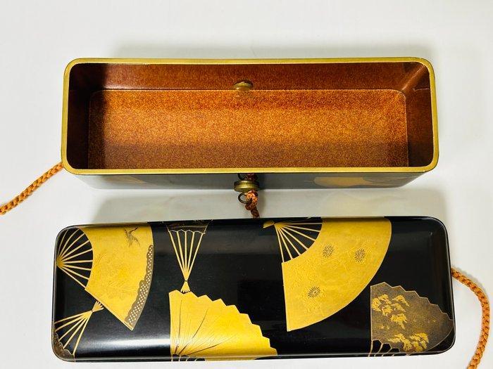 Fubako - Doos - Verfijnde nashiji-lakfles Fubako met, Antiek en Kunst, Antiek | Overige Antiek