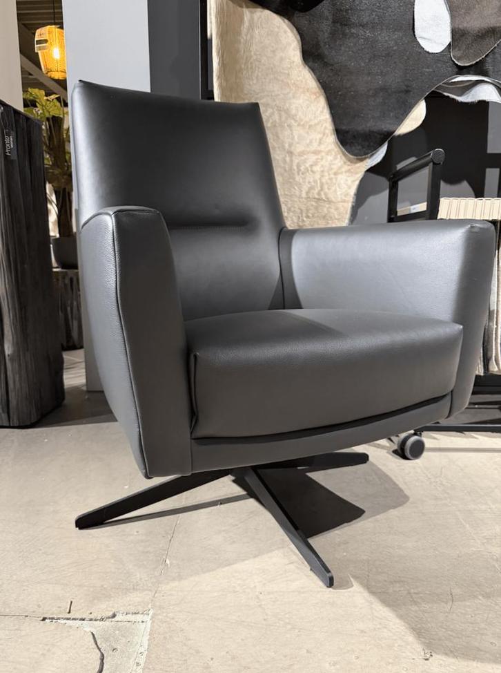 Draaifauteuil Morini - Massif Graphite **SHOWROOMMODEL**, Huis en Inrichting, Fauteuils, Nieuw, Stof