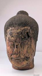 Hoofd van een figuur - Een hoofd van Boeddha, - massief hout