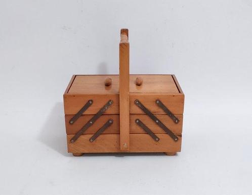 Naaidoos - Hout, Metaal, Antiek en Kunst, Kunst | Designobjecten