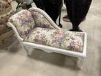 Sofa - Franse vintage mini chaise longue | Witte geschnitzte, Antiek en Kunst, Curiosa en Brocante