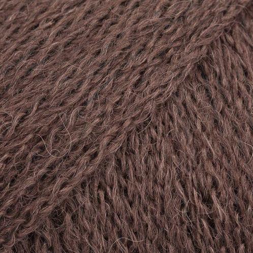 DROPS Sky Uni Colour - 21 warme chocolade - Wol Garen, Hobby en Vrije tijd, Breien en Haken, Ophalen of Verzenden