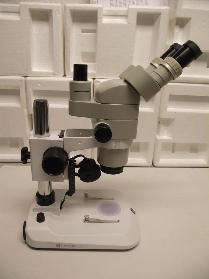 ZOOM Stereomicroscopen met parallel optiek - vegr. 6X - 50X, Audio, Tv en Foto, Optische apparatuur | Microscopen, Stereomicroscoop