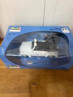 Revell 1:18 - Modelauto - VW 1302 LS Käfer Cabrio, Nieuw