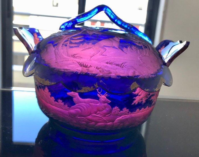 Bohemian engraved candy vase - dekselvaas - Glas, Antiek en Kunst, Antiek | Glas en Kristal