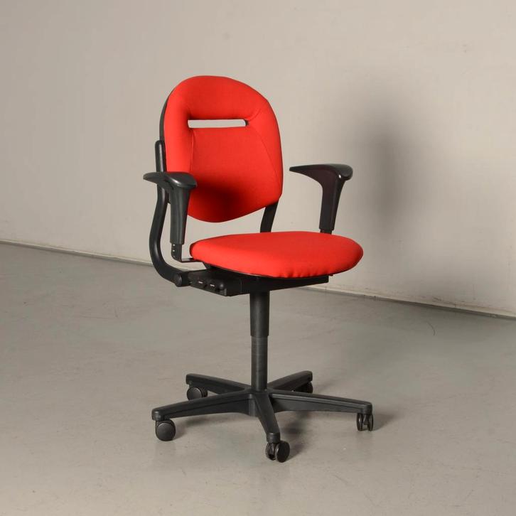 Ahrend 220 bureaustoel, rood, 1D armleggers, Zakelijke goederen, Kantoor en Winkelinrichting | Kantoormeubilair en Inrichting