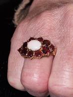 Vintage ring XXL Goud-Opaal-Granaat, Sieraden, Tassen en Uiterlijk, Ringen, Goud, Met edelsteen, 17 tot 18, Zo goed als nieuw