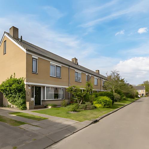 Eengezinswoning met Tuin aan Debussystraat 8 gevonden in Alk, Huizen en Kamers, Huizen te huur, Direct bij eigenaar