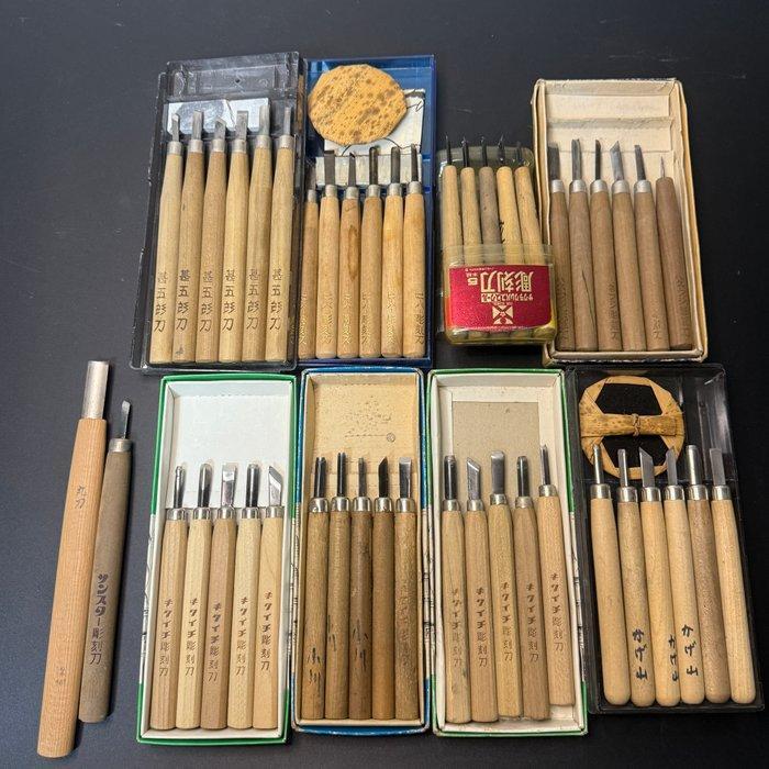 47x vintage Japanse houtbeitelsets – Tombow, Sun-Star en, Antiek en Kunst, Antiek | Wandborden en Tegels