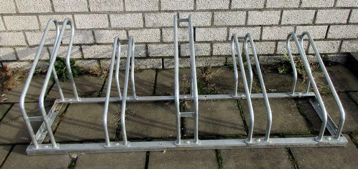 Fietsenrek 136cm, 5 fietsen, Zakelijke goederen, Kantoor en Winkelinrichting | Winkel en Inventaris
