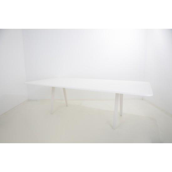 Vitra Joyn design vergadertafel 320x120cm Refurbished, Zakelijke goederen, Kantoor en Winkelinrichting | Kantoormeubilair en Inrichting