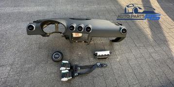 Dashboard + Airbags + Veiligheidsgordels Audi TT beschikbaar voor biedingen