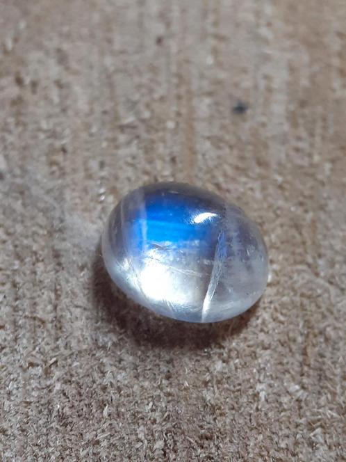 Oval cabochon natural blue moonstone, 2.35 ct, Sieraden, Tassen en Uiterlijk, Edelstenen, Nieuw