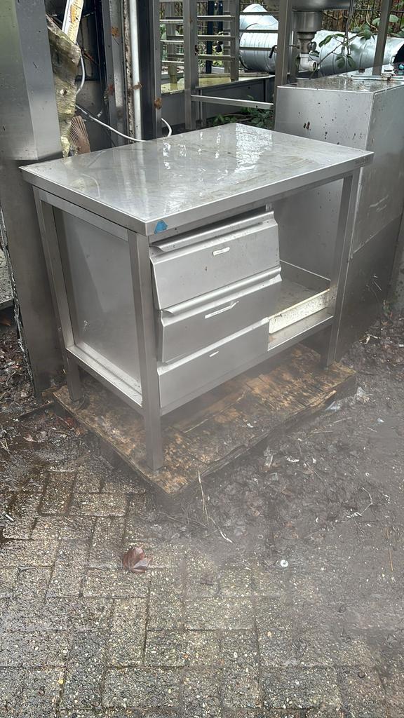 RVS werktafel met 3 lades 100x70x95 lxdxh, Zakelijke goederen, Horeca | Meubilair en Inrichting, Ophalen of Verzenden