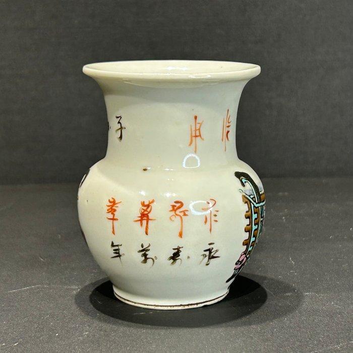 Vaas - Porselein - China - Qing Dynastie (1644-1911) (Zonder, Antiek en Kunst, Antiek | Overige Antiek