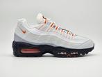 Nike Air Max 95 | Wolf Grey Safety Orange | 40, Kleding | Heren, Schoenen, Wit, Nike, Nieuw, Ophalen of Verzenden