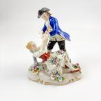 Sitzendorf - Beeldje - Group porcelain figure of a dancing