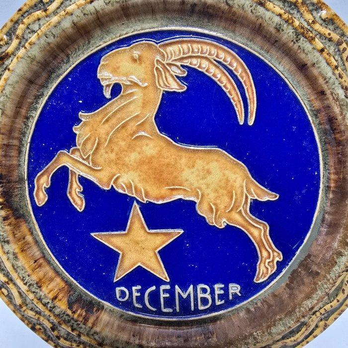 De Porceleyne Fles, Delft - Bord - Aardewerk - Steenbok -, Diversen, Kerst