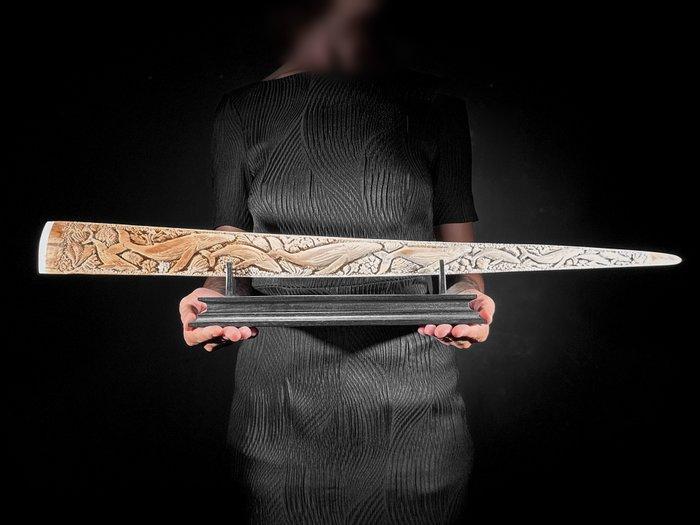 Geen vraagprijs - Gepatineerd en fijn houtsnijwerk van, Antiek en Kunst, Kunst | Designobjecten