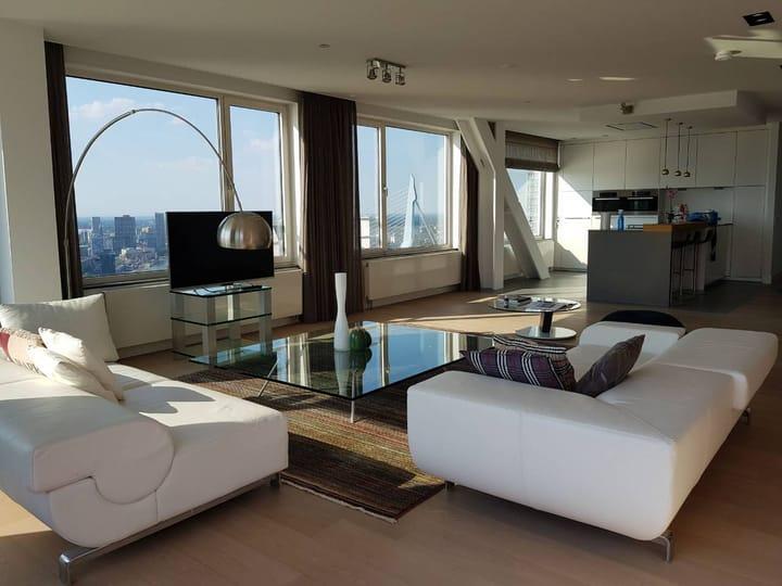 Leuke huurwoning Landverhuizersplein, Rotterdam, Huizen en Kamers, Huizen te huur, Direct bij eigenaar, A, Zuid-Holland, Tussenwoning