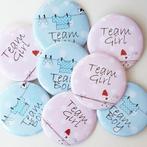 12 Genderreveal buttons Baby kleertjes Team Boy or Girl, Nieuw, Feestartikel, Geboorte of Huwelijk, Verzenden