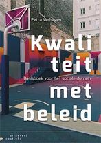 9789046905371 Kwaliteit met beleid | Tweedehands, Boeken, Verzenden, Zo goed als nieuw, Petra Verhagen