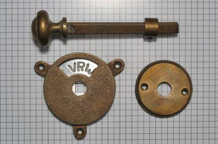 WC-deursluiting, brons antiek (vrij/bezet), Doe-het-zelf en Verbouw, Hang- en Sluitwerk, Nieuw, Ophalen of Verzenden