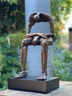 sculptuur, Modern Bronze Sculpture - Seated Bronze Sculpture, Antiek en Kunst