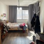 Kamer te huur in Den Haag gevonden in Den-haag, Huizen en Kamers, Kamers te huur, 35 tot 50 m², Overige regio's