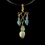 Oud-Romeins Hanger met Romeinse turquoise glazen kralen