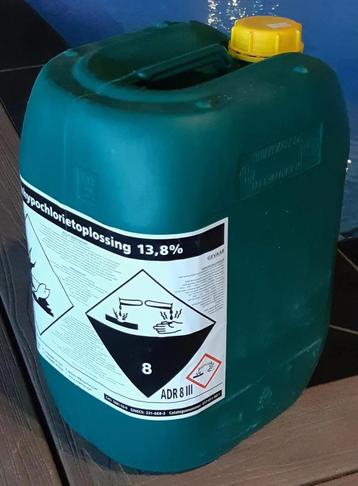 Vloeibaar Chloor Zwembadchloor Can 20 l Natrium Hypochloriet beschikbaar voor biedingen