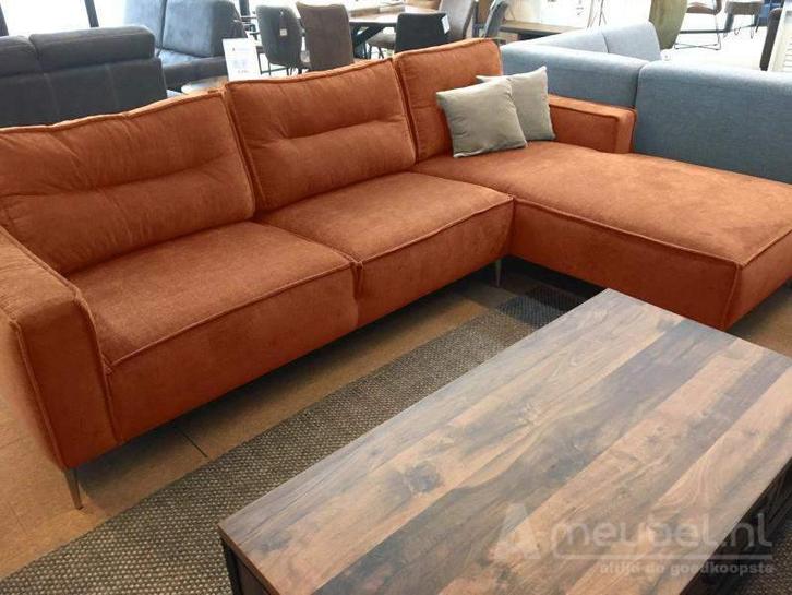 Loungebank Capelle - loungebanken - Oranje, Huis en Inrichting, Banken | Sofa's en Chaises Longues, 150 cm of meer, Nieuw, 200 tot 250 cm