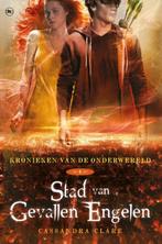 Stad van gevallen engelen / Kronieken van de Onderwereld / 4, Boeken, Verzenden, Zo goed als nieuw, Cassandra Clare