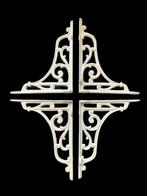 Decoratief ornament (4) - Europa - Set van 4 muurbeugels, Antiek en Kunst