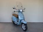 Vespa Primavera, BWJ 10-2017, Amazon Blue, Custom, Fietsen en Brommers, Maximaal 45 km/u, Ophalen of Verzenden, Zo goed als nieuw