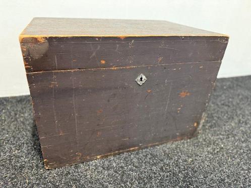 Kist - Hout - Zweedse kist, Antiek en Kunst, Antiek | Overige Antiek