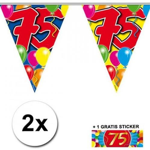 75 jaar vlaggenlijnen 2x met gratis sticker - 75 jaar vers.., Hobby en Vrije tijd, Feestartikelen, Ophalen of Verzenden