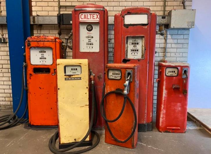 GEVRAAGD OUDE DIESELPOMP BENZINEPOMP BENZINE DIESEL POMP, Antiek en Kunst, Antiek | Gereedschap en Instrumenten