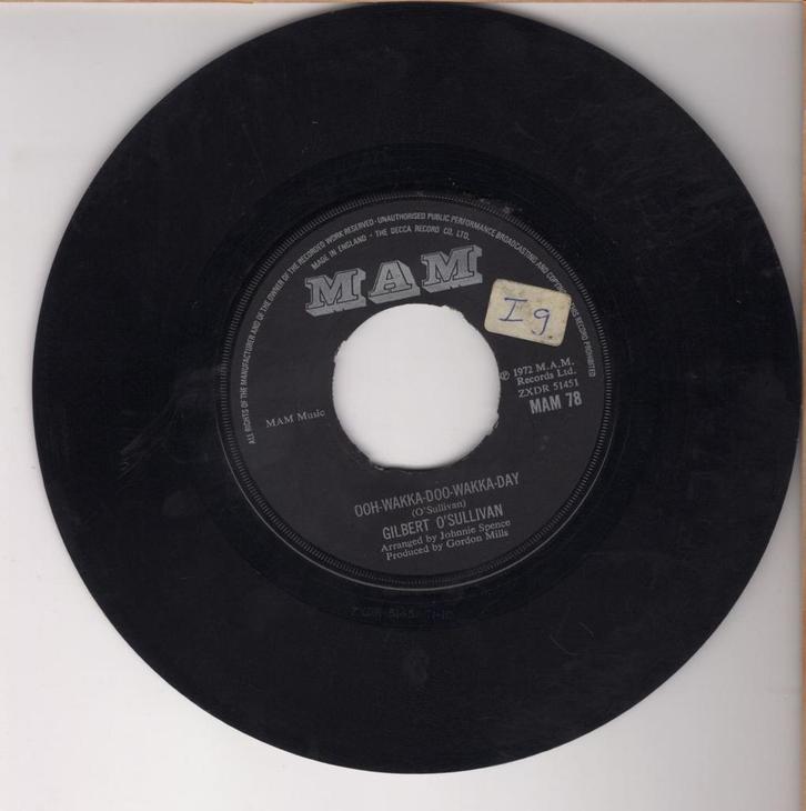 Gilbert OSullivan – Ooh-Wakka-Doo-Wakka-Day / But Im Not (, Cd's en Dvd's, Vinyl Singles, Ophalen of Verzenden