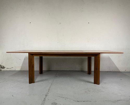 Molteni - Afra Scarpa, Tobia Scarpa - Tafel - Mou - Hout, Antiek en Kunst, Antiek | Meubels | Stoelen en Banken