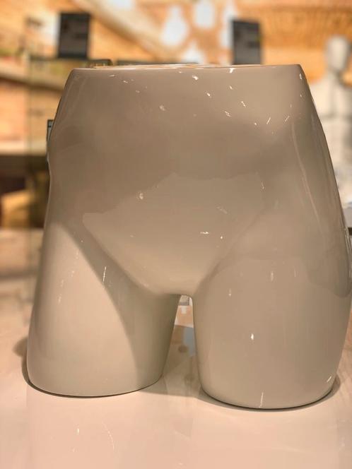 Kontjes Vrouw  Wit Glossy A-kwaliteit -  MARSEILLE, Zakelijke goederen, Kantoor en Winkelinrichting | Winkel en Inventaris