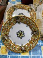 Tafelservies (18) - Keramiek - Deruta keramiek, Antiek en Kunst
