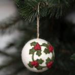 Kerstbal Vilt - Hulst / Holly Berry Cirkel Large - 8cm - Wit, Diversen, Kerst, Nieuw, Ophalen of Verzenden