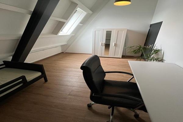 Kamer Hengelosestraat in Enschede, Huizen en Kamers, Kamers te huur, 20 tot 35 m², Enschede