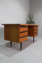 Vintage bureau jaren 60, Huis en Inrichting, Bureaus, Gebruikt, Bureau