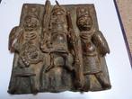 Decoratieve bronzen plaquette - Benin, Antiek en Kunst