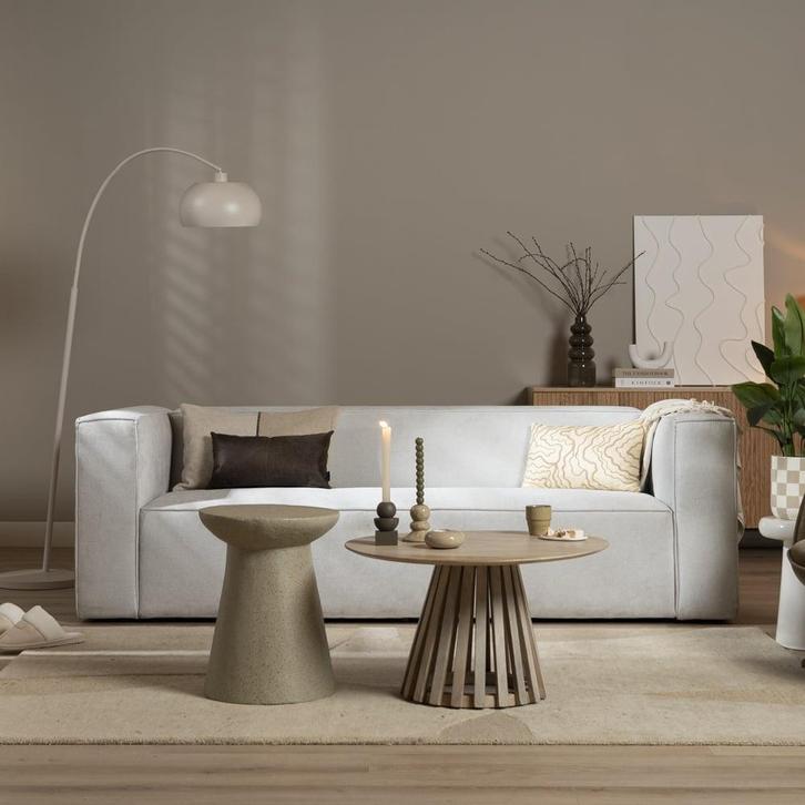40% Korting: Scandinavische bank Memphis 3-zits off white, Huis en Inrichting, Banken | Bankstellen, Zo goed als nieuw, Stof, Ophalen
