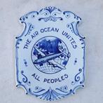 Schoonhoven Aardewerk Een plaquette - KLM uitgave -, Antiek en Kunst, Antiek | Wandborden en Tegels